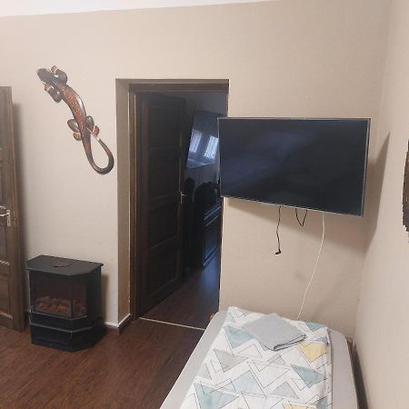 Feher Galamb Apartman Gyál Buitenkant foto
