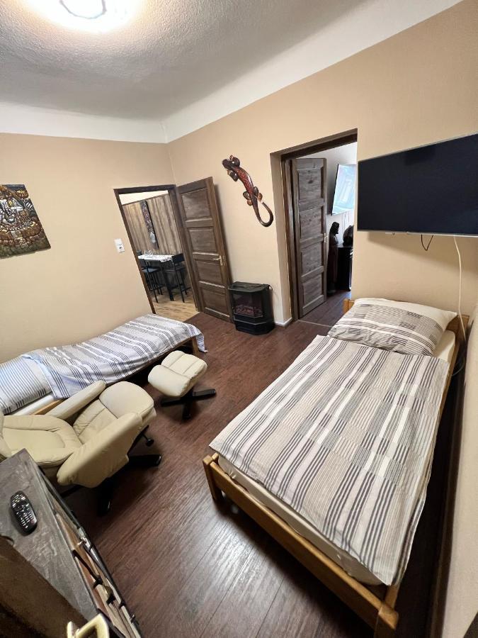 Feher Galamb Apartman Gyál Buitenkant foto