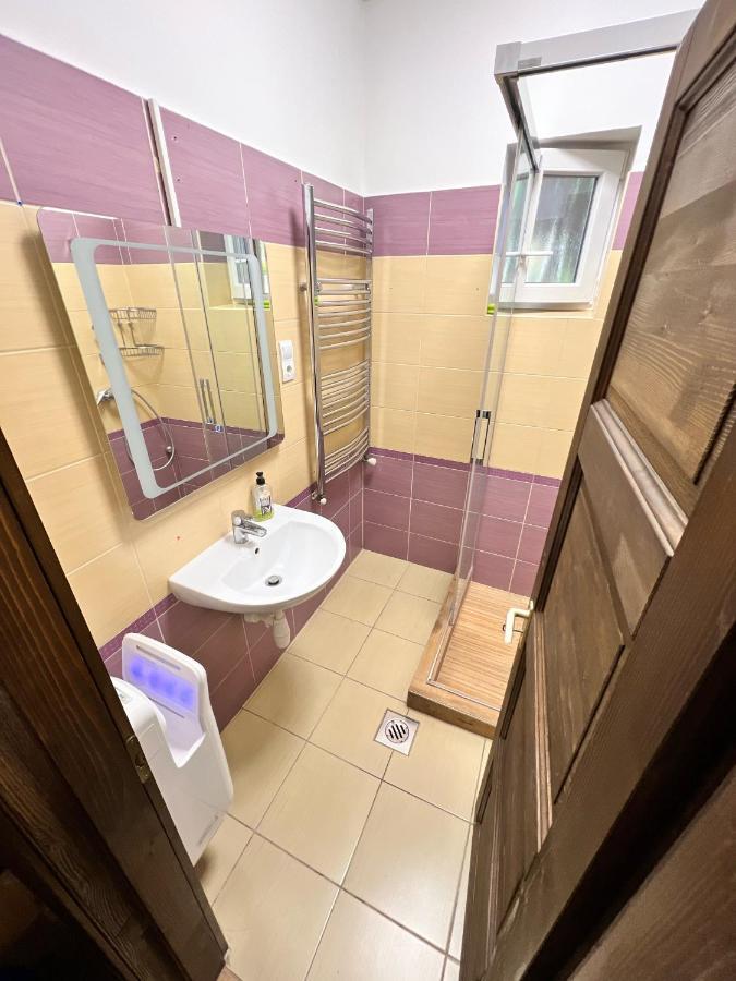 Feher Galamb Apartman Gyál Buitenkant foto